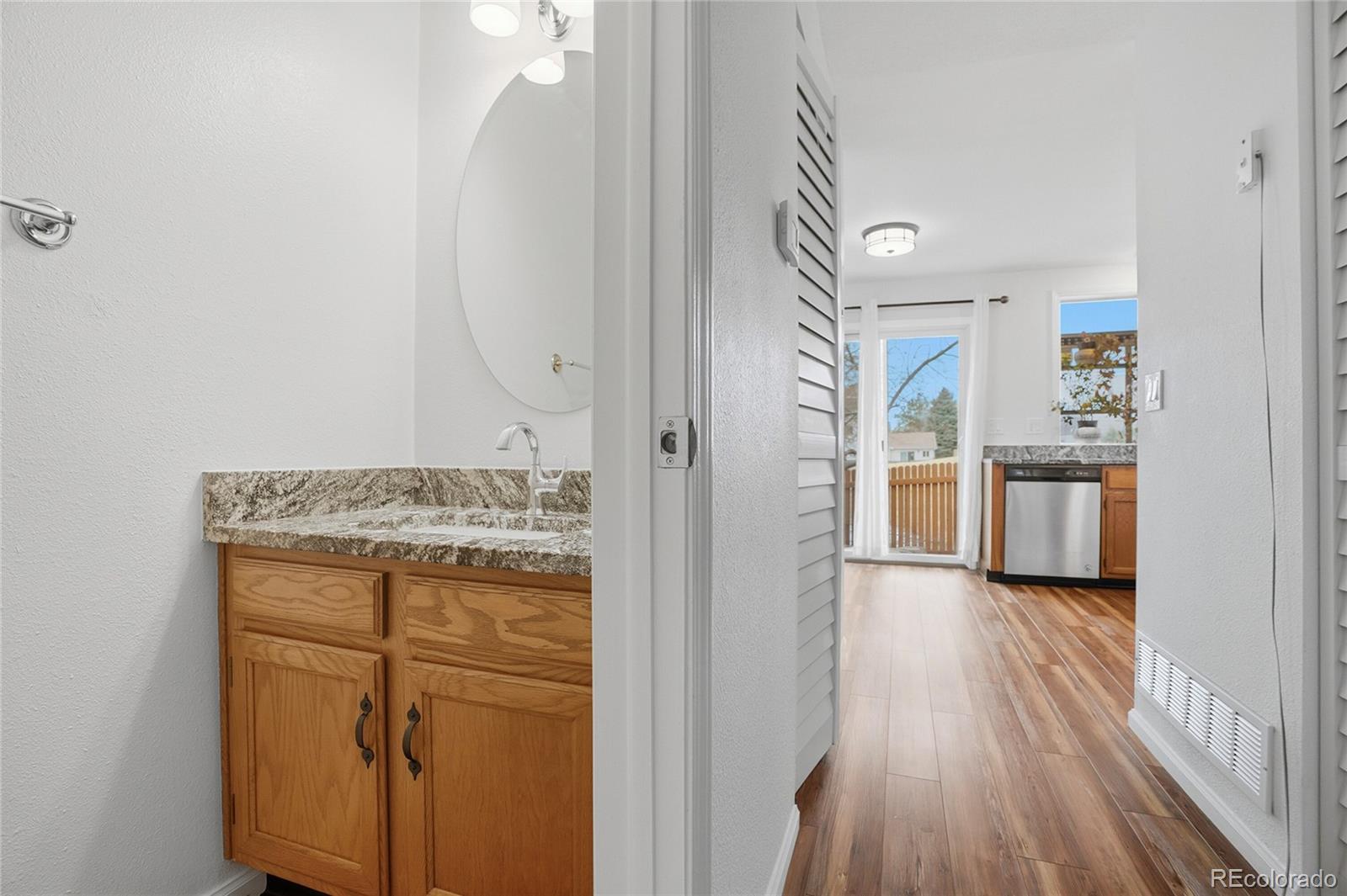 MLS Image #6 for 4665 s dillon court b,aurora, Colorado