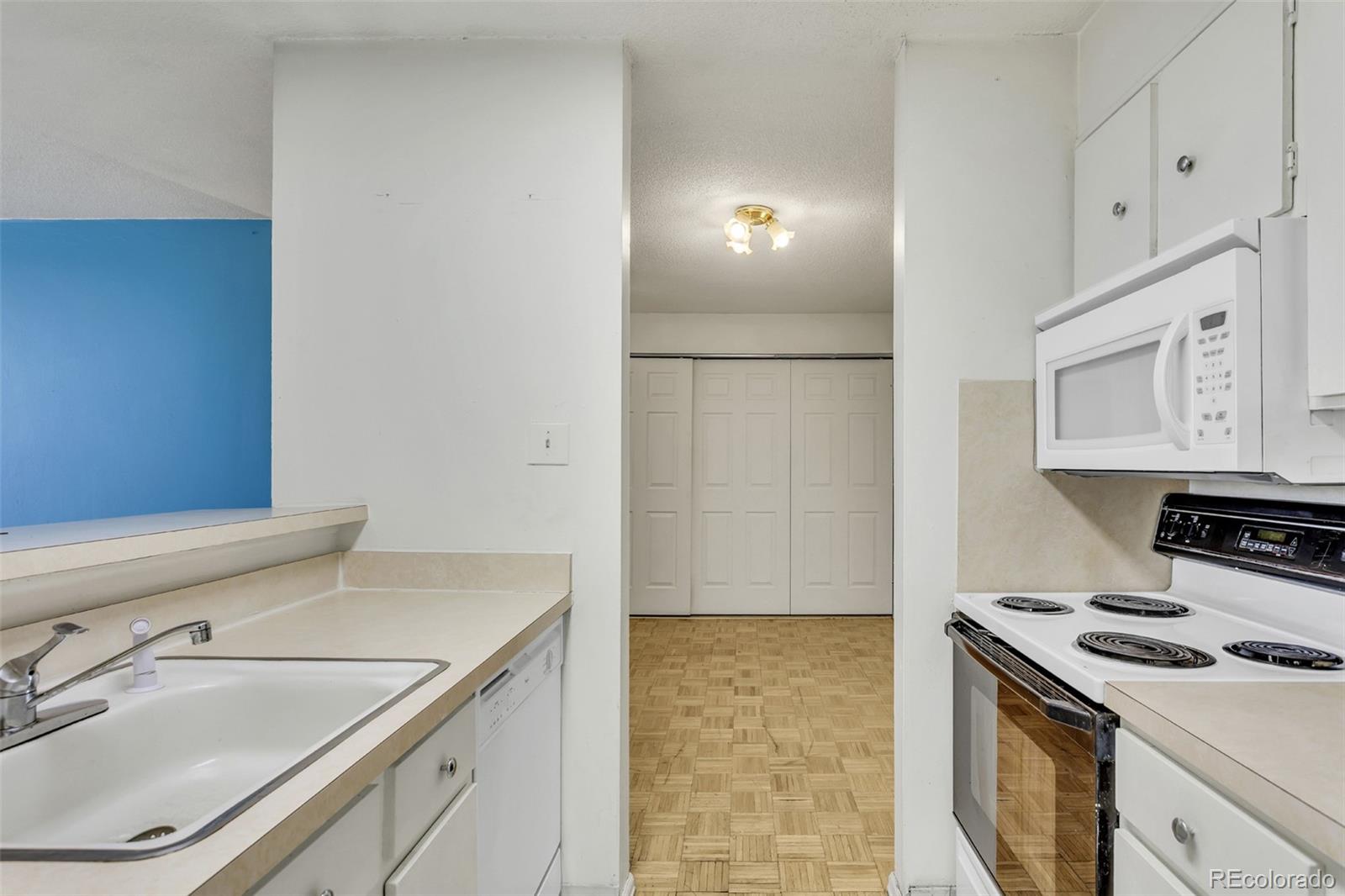 MLS Image #4 for 2231 s vaughn way 315b,aurora, Colorado