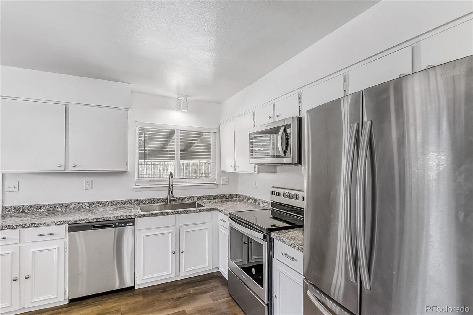 MLS Image #6 for 3584 s olathe way,aurora, Colorado