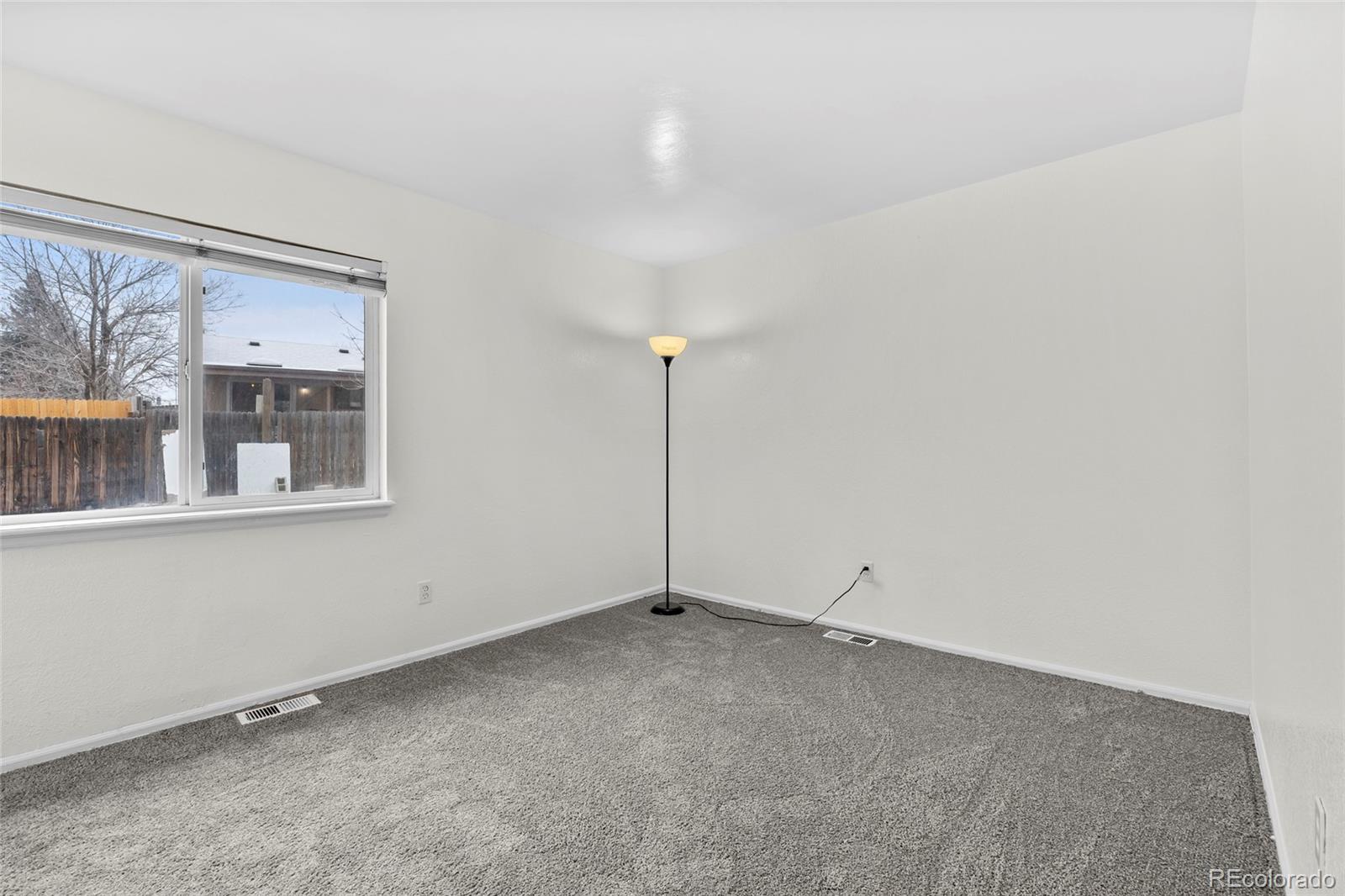 MLS Image #8 for 3584 s olathe way,aurora, Colorado