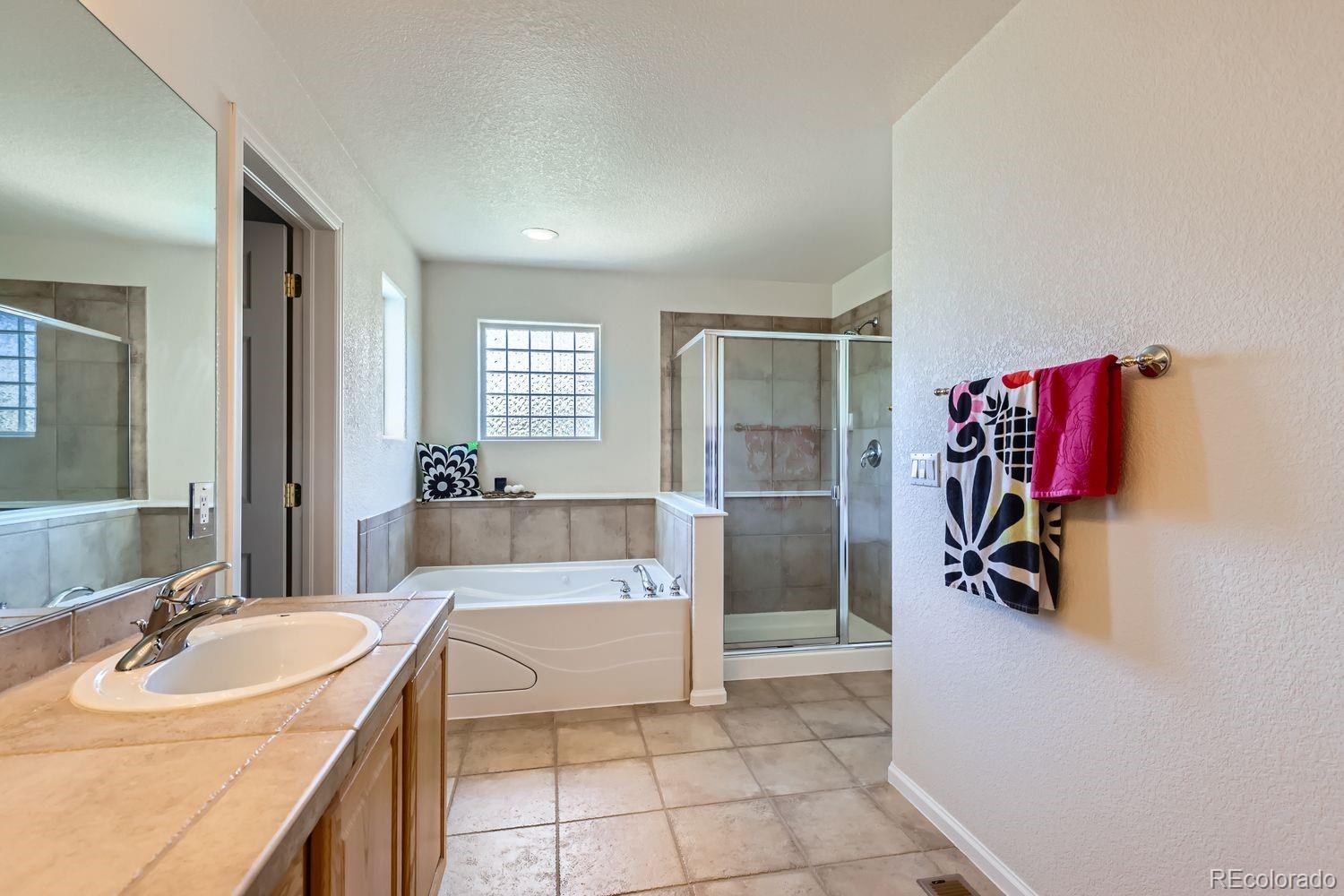 MLS Image #12 for 9780 e florida place,aurora, Colorado