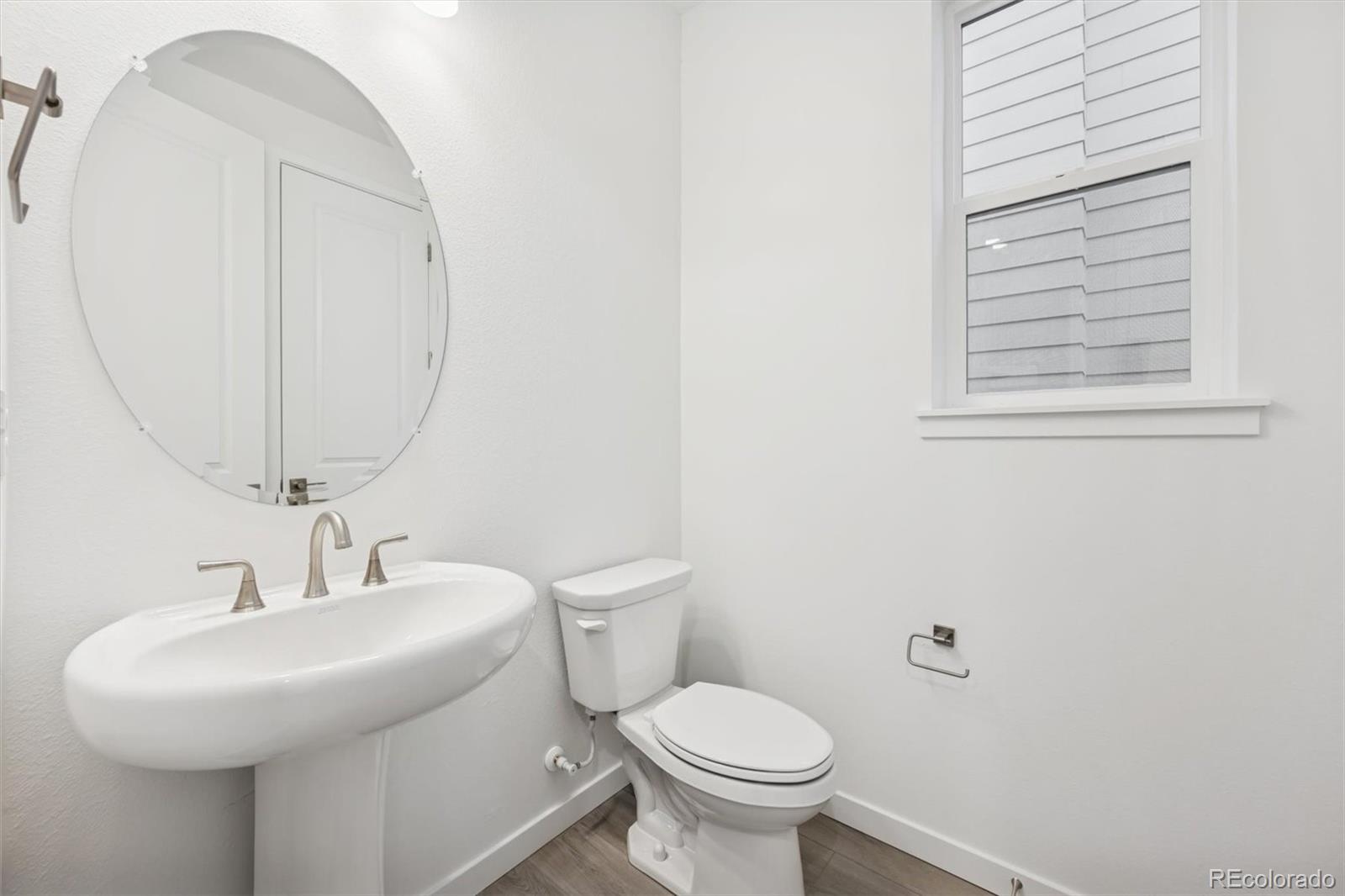 MLS Image #10 for 9233  truckee court,commerce city, Colorado