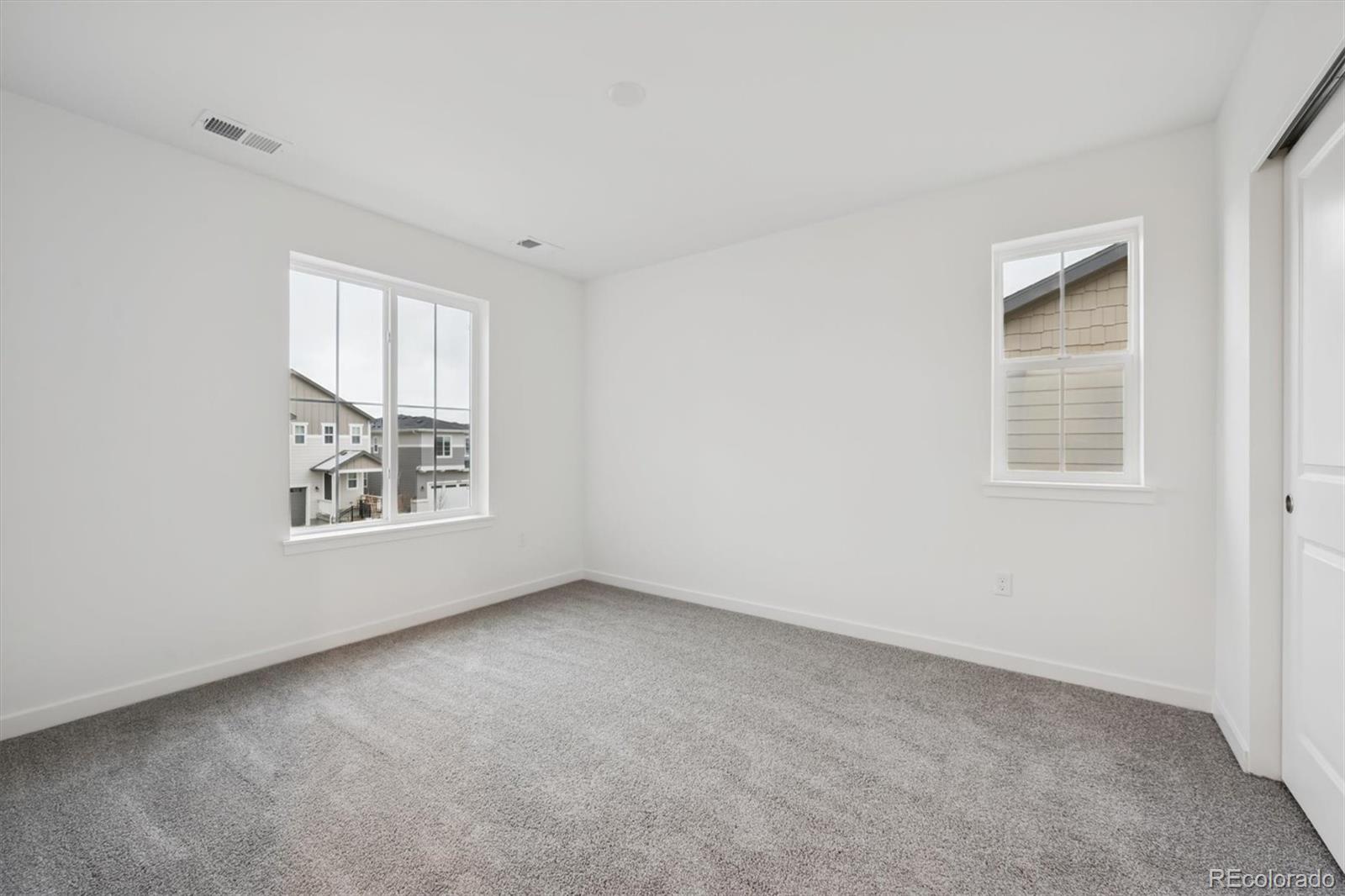 MLS Image #11 for 9233  truckee court,commerce city, Colorado