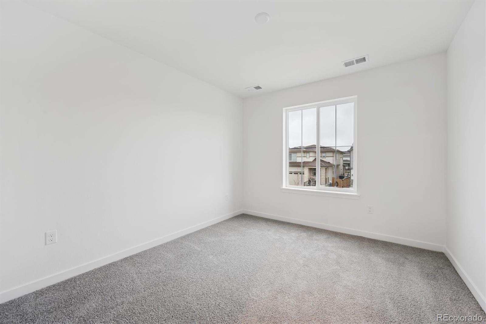 MLS Image #12 for 9233  truckee court,commerce city, Colorado