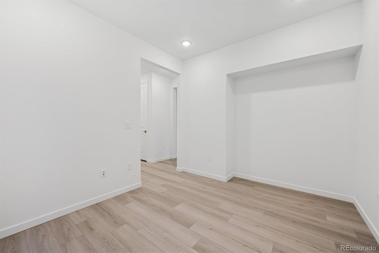 MLS Image #9 for 9233  truckee court,commerce city, Colorado