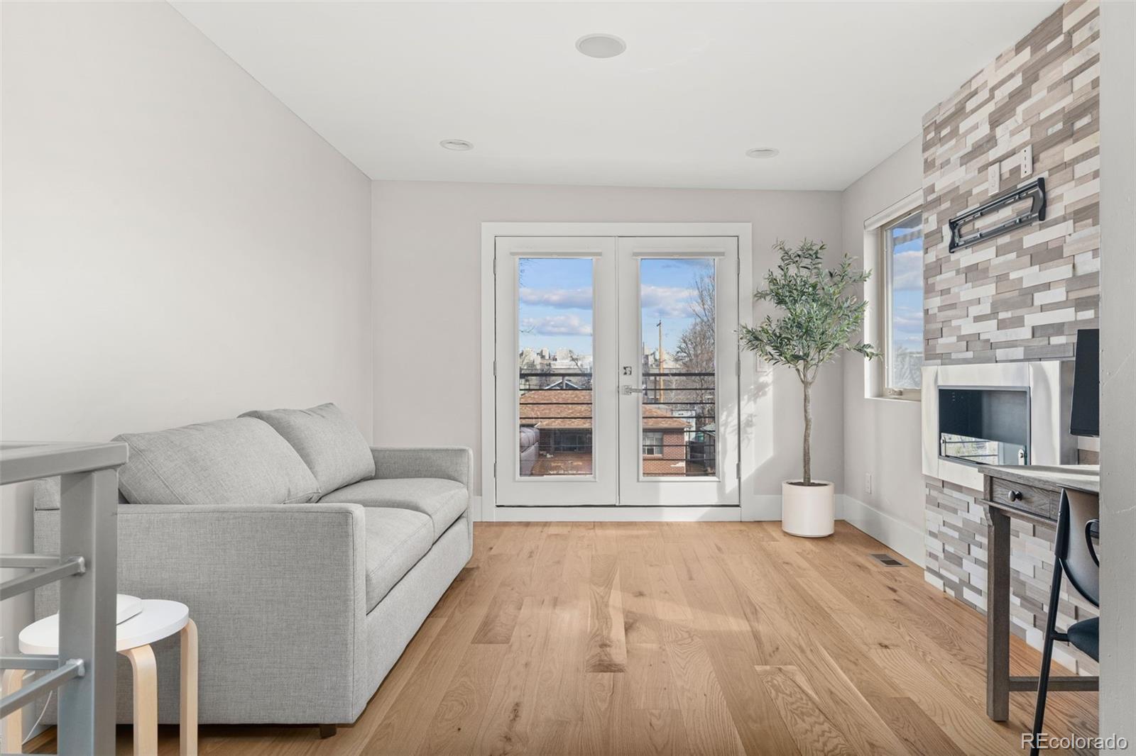 MLS Image #28 for 4477 n vrain street,denver, Colorado