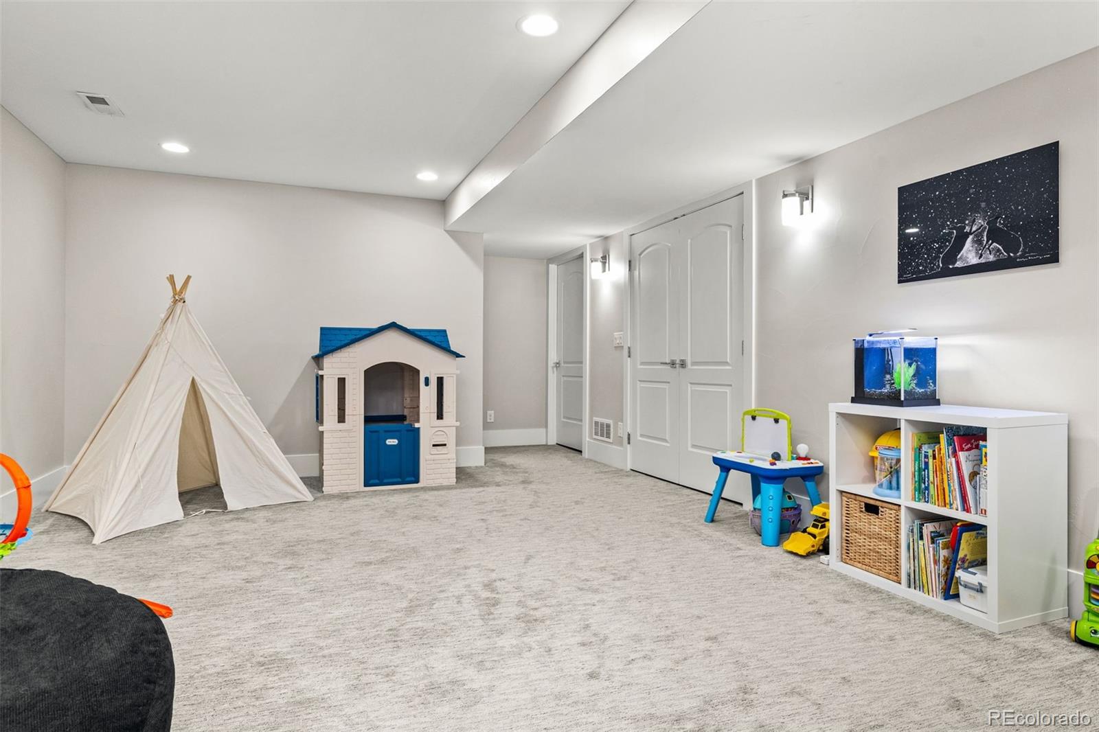 MLS Image #35 for 4477 n vrain street,denver, Colorado