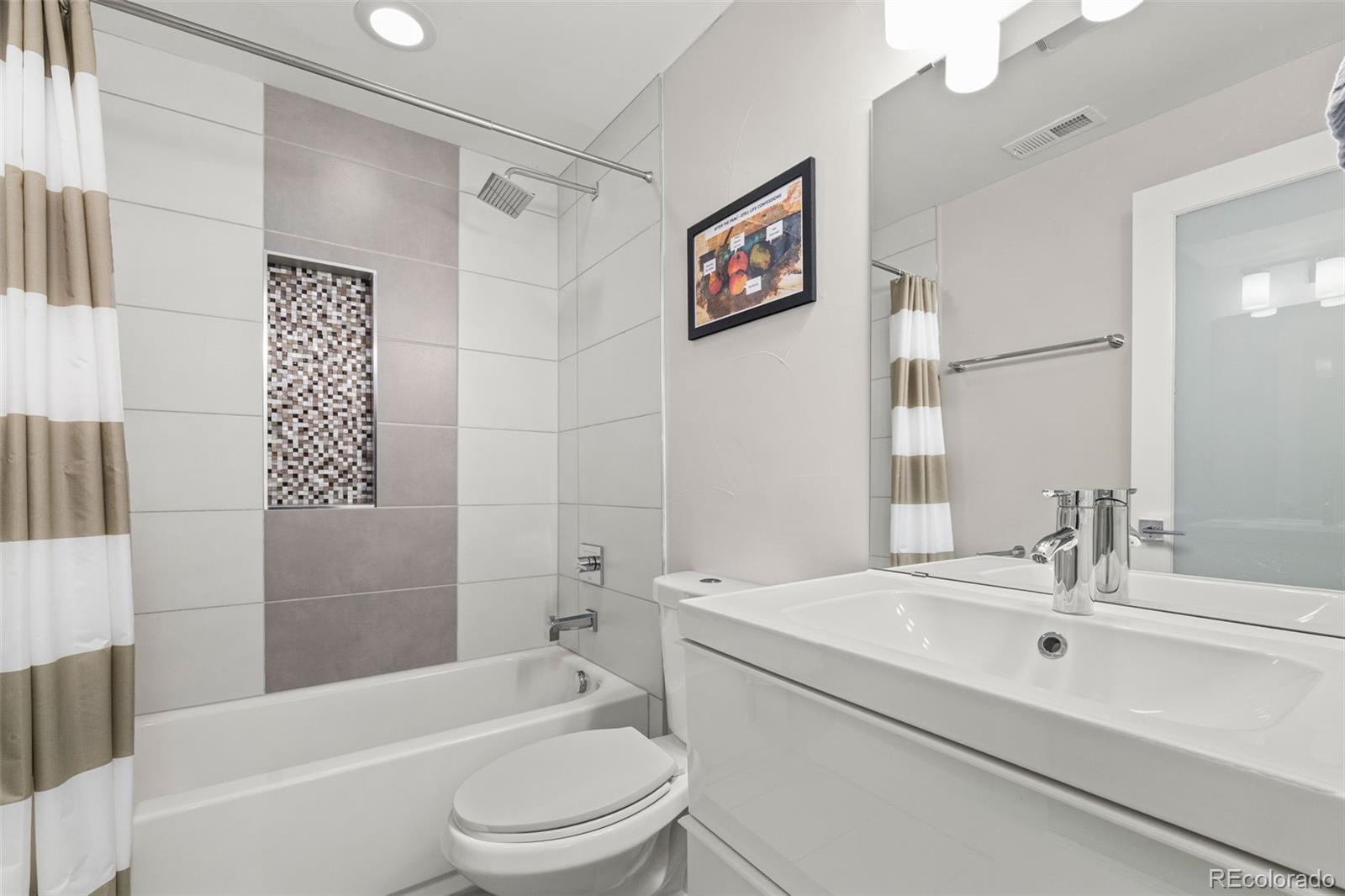 MLS Image #38 for 4477 n vrain street,denver, Colorado