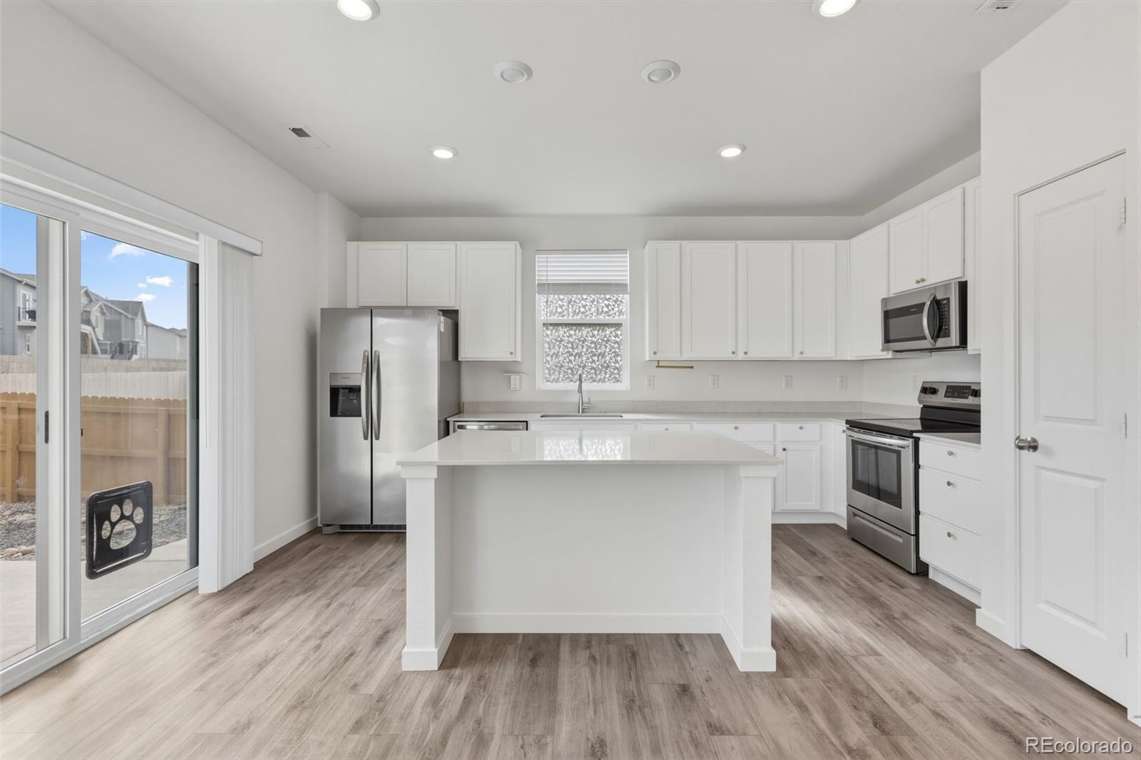 MLS Image #14 for 922 w beverly street,elizabeth, Colorado