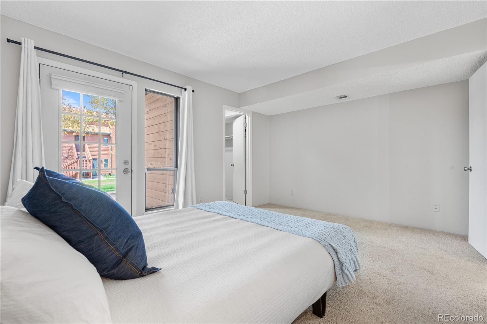 MLS Image #15 for 540 s forest street 7-102,denver, Colorado