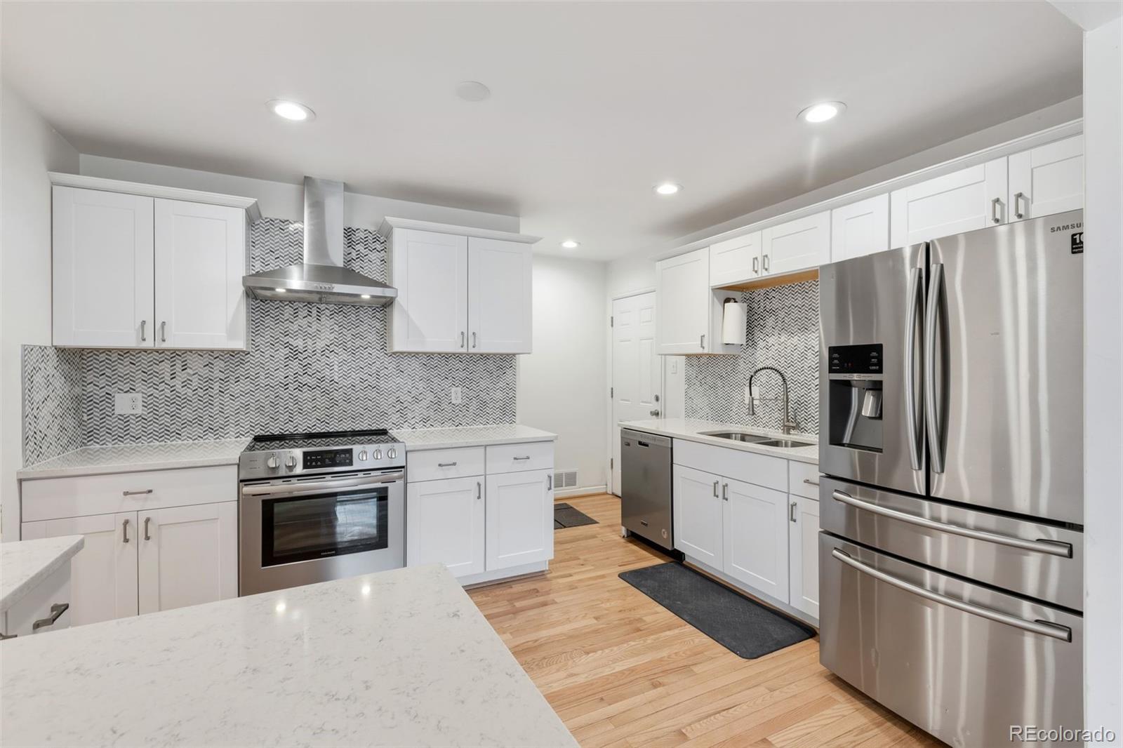 MLS Image #12 for 771 s taft street,lakewood, Colorado