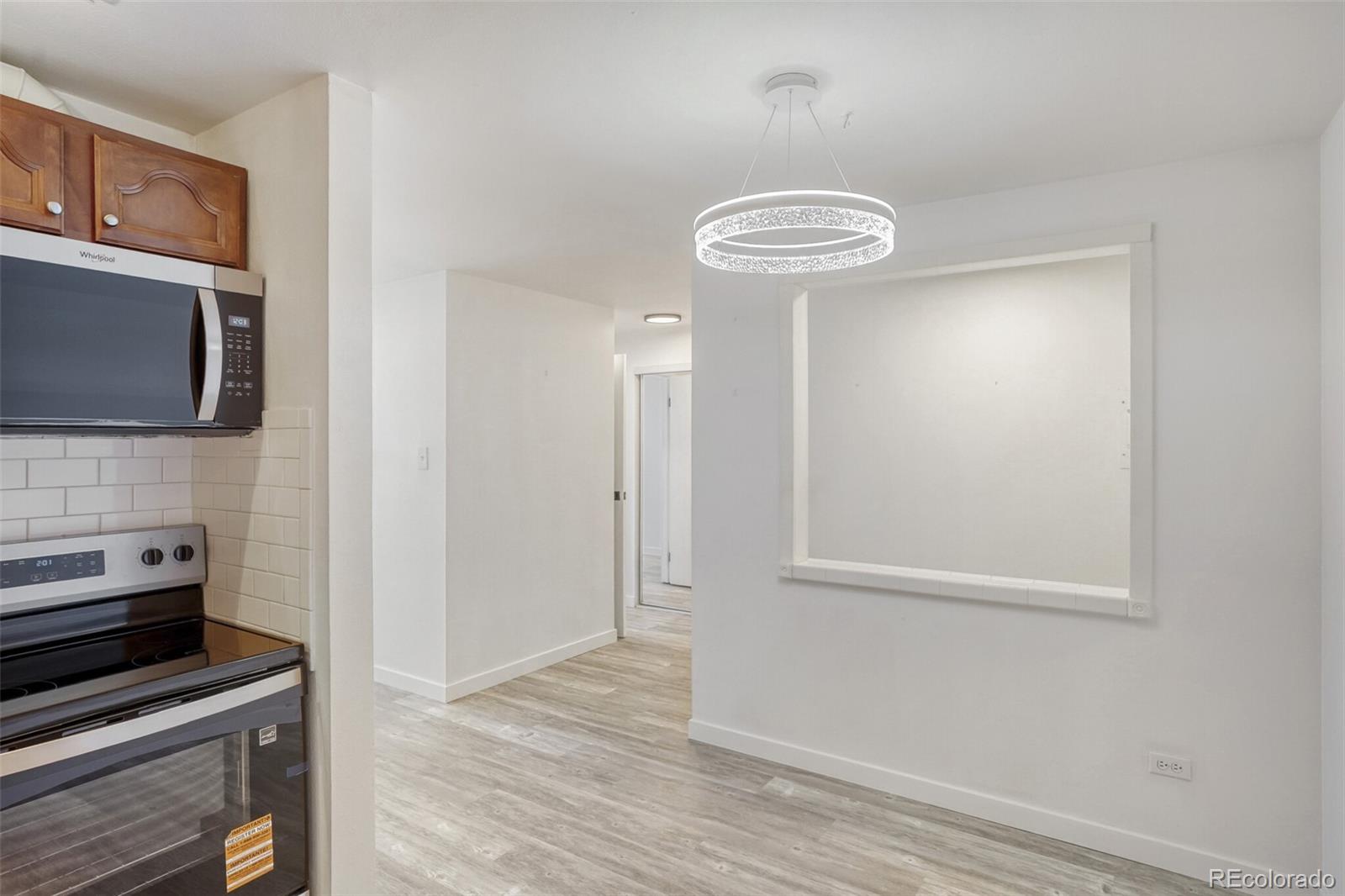 MLS Image #4 for 65 n clarkson street,denver, Colorado