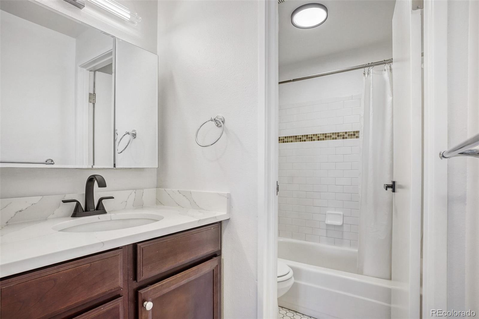 MLS Image #9 for 65 n clarkson street,denver, Colorado