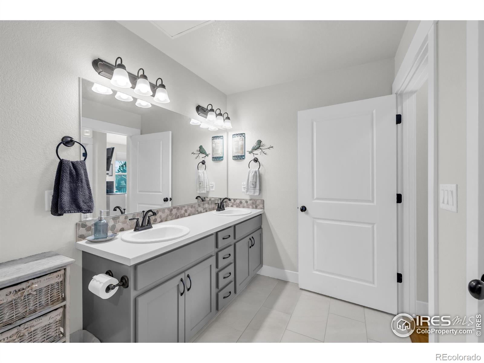 MLS Image #17 for 4612  hahns peak drive,loveland, Colorado