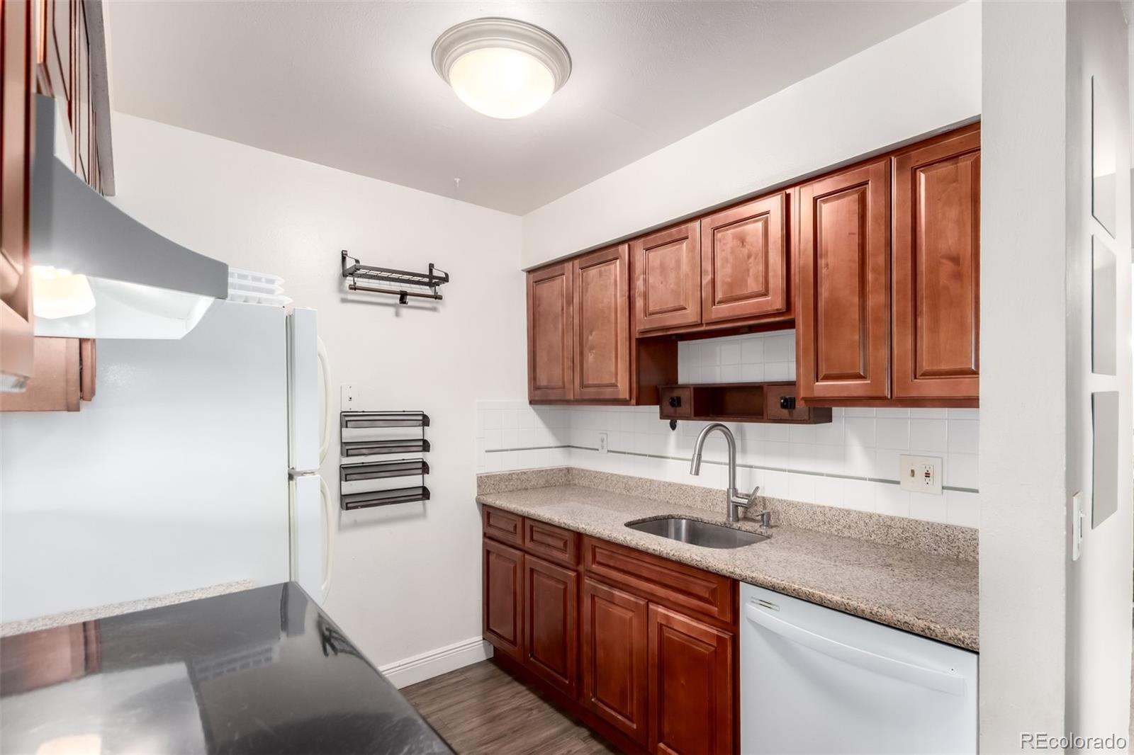 MLS Image #10 for 5995 w hampden avenue,denver, Colorado