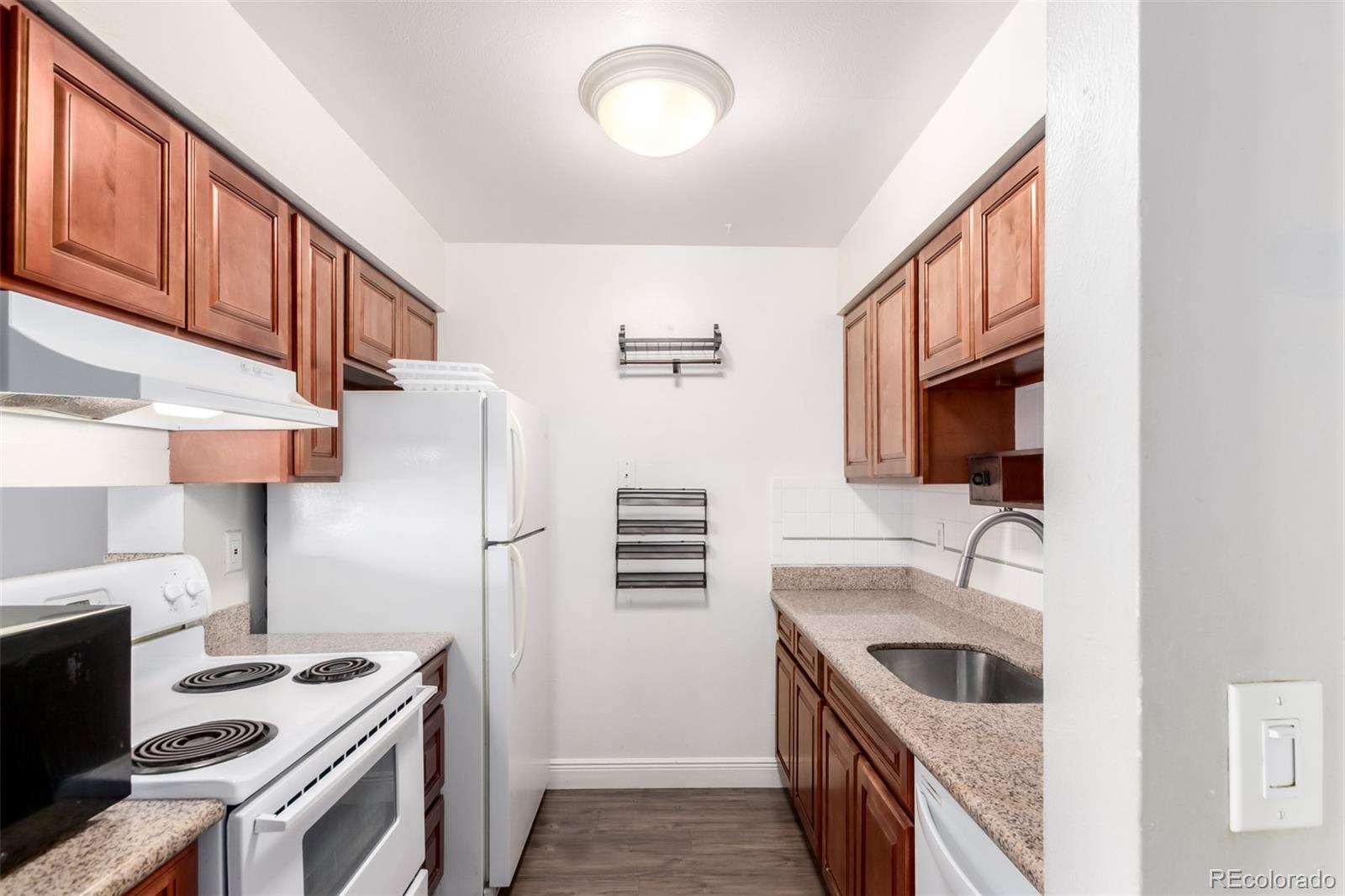 MLS Image #11 for 5995 w hampden avenue,denver, Colorado