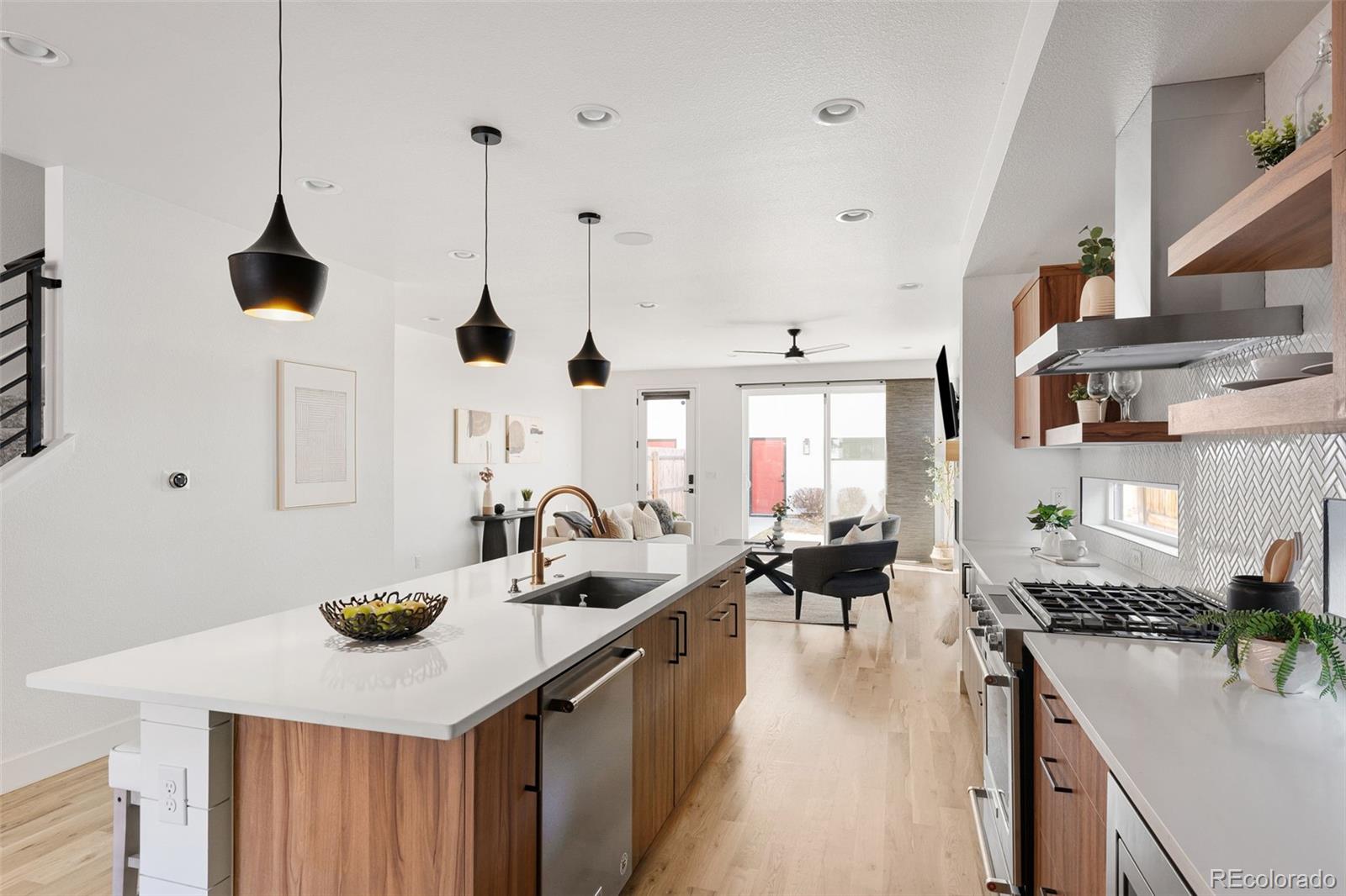 MLS Image #12 for 2567 s acoma street,denver, Colorado