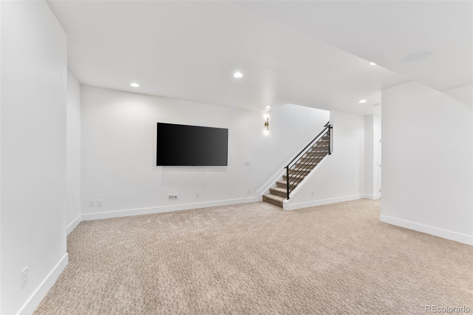 MLS Image #43 for 2567 s acoma street,denver, Colorado