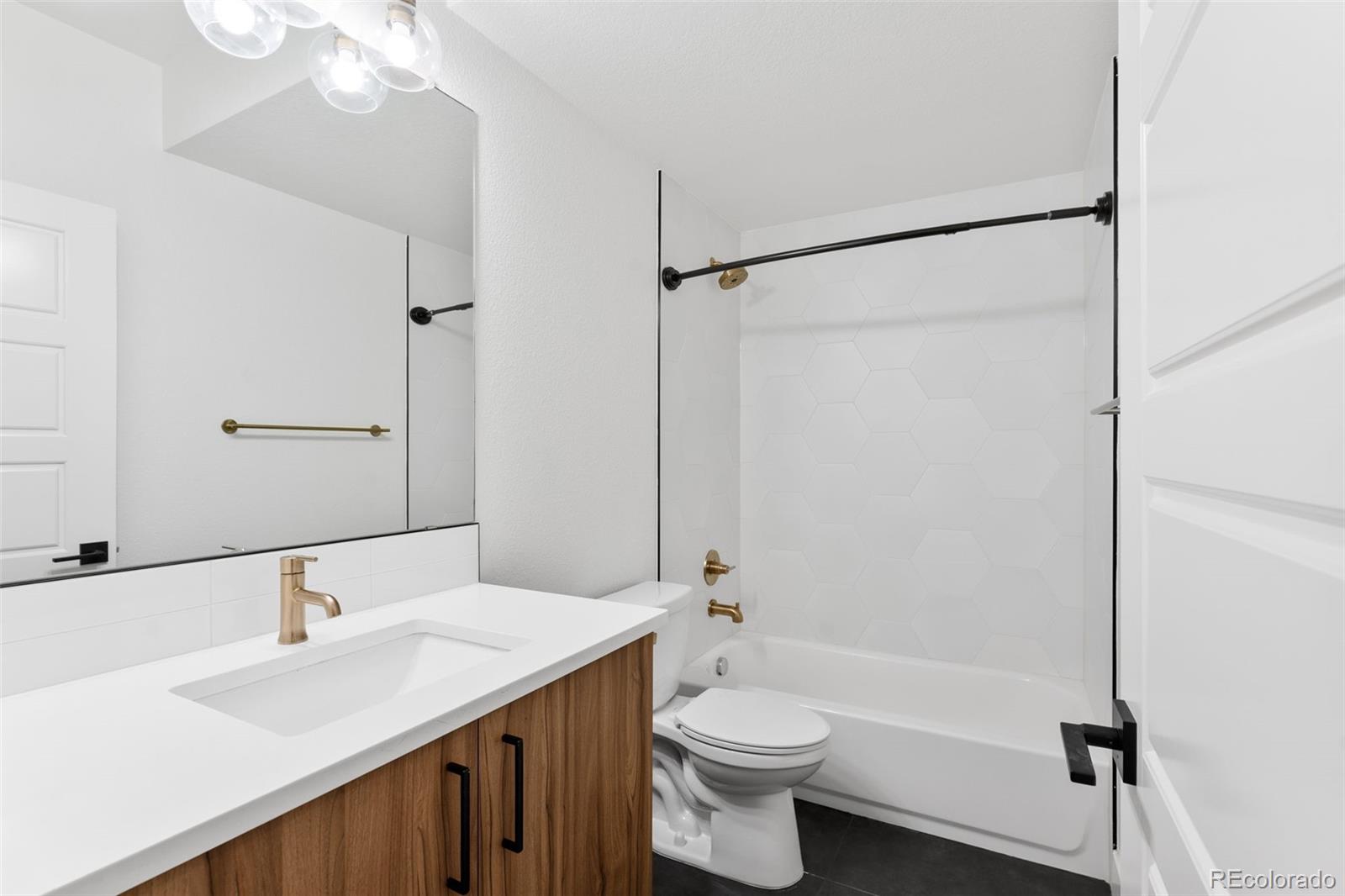 MLS Image #45 for 2567 s acoma street,denver, Colorado