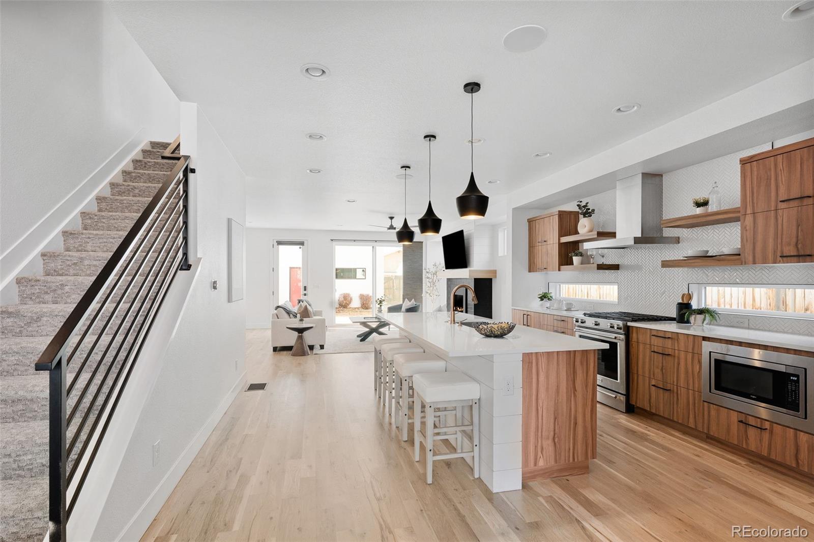 MLS Image #7 for 2567 s acoma street,denver, Colorado