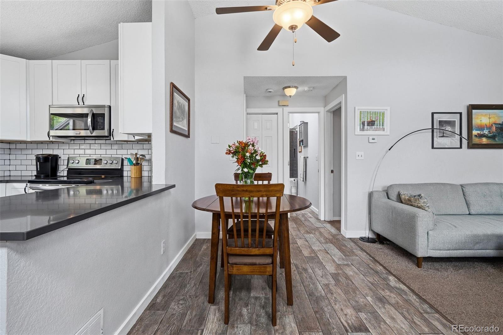 MLS Image #11 for 5429 s delaware street,littleton, Colorado