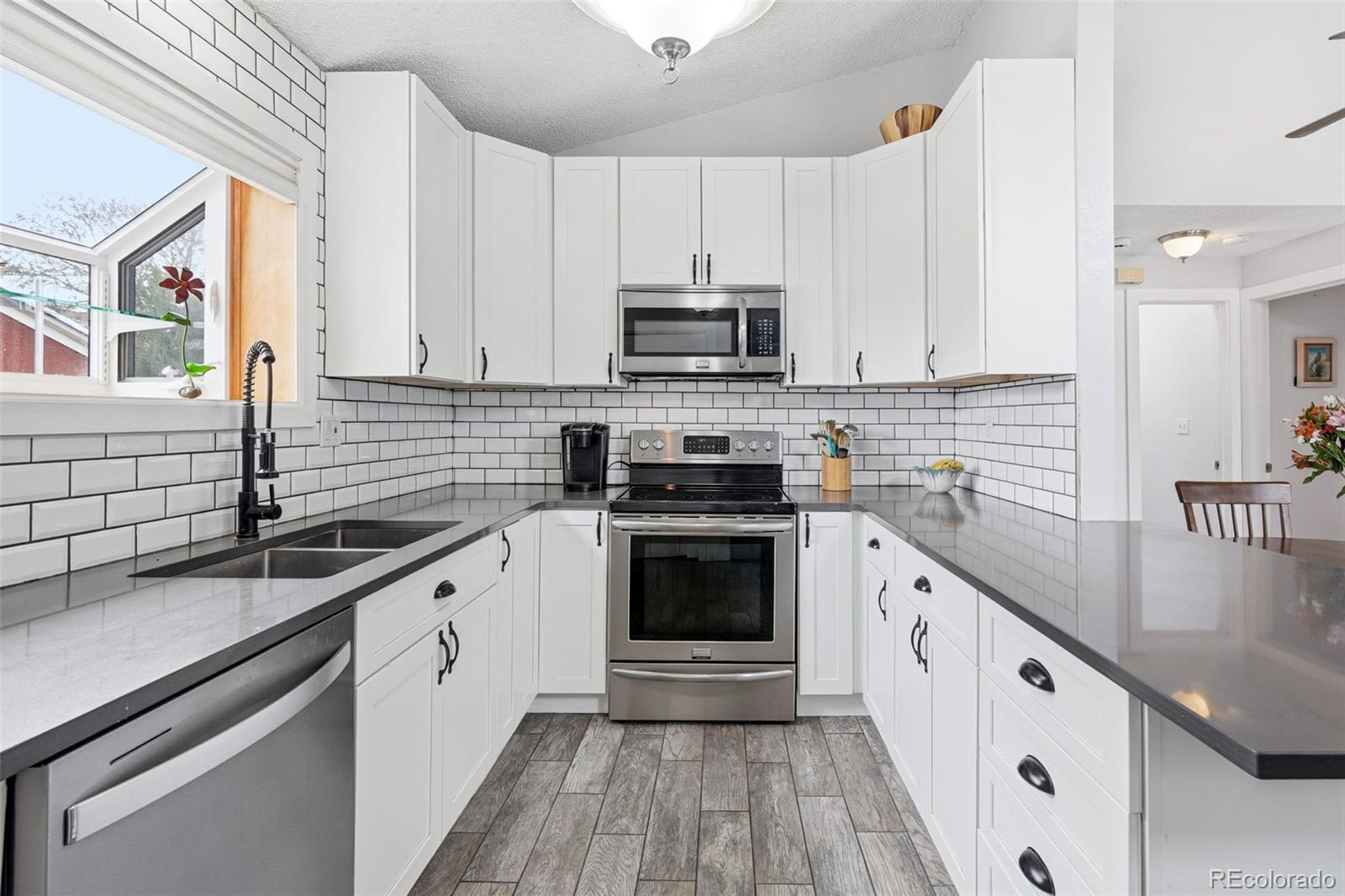 MLS Image #14 for 5429 s delaware street,littleton, Colorado