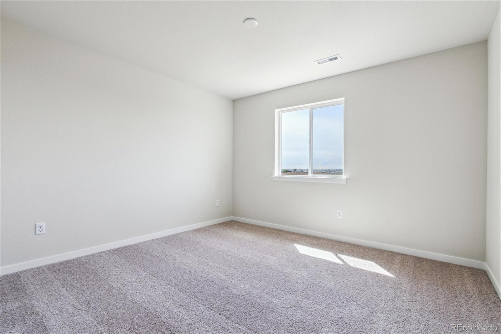 MLS Image #18 for 14482  heritage drive,mead, Colorado