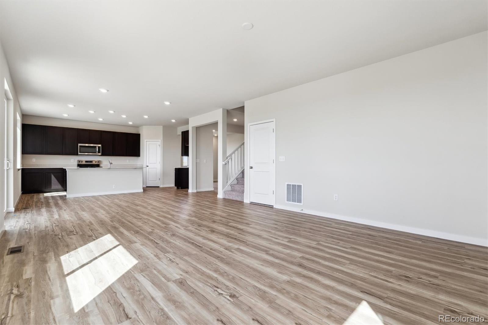 MLS Image #6 for 14482  heritage drive,mead, Colorado