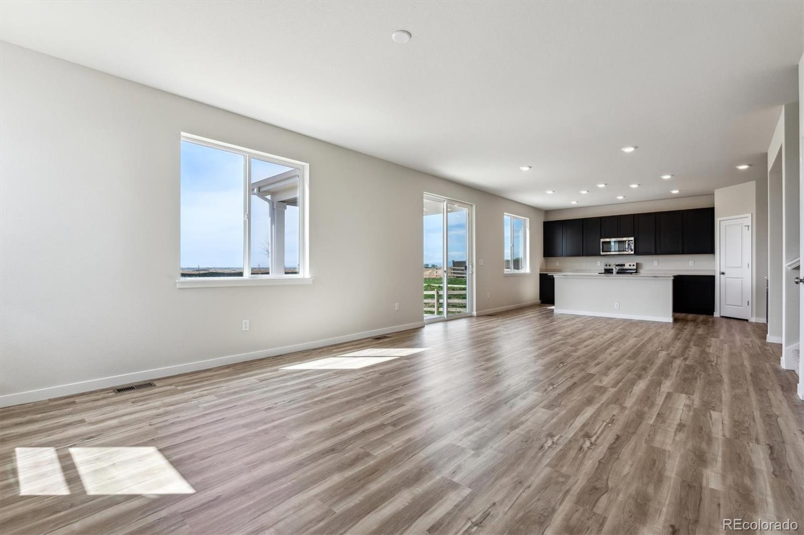 MLS Image #7 for 14482  heritage drive,mead, Colorado