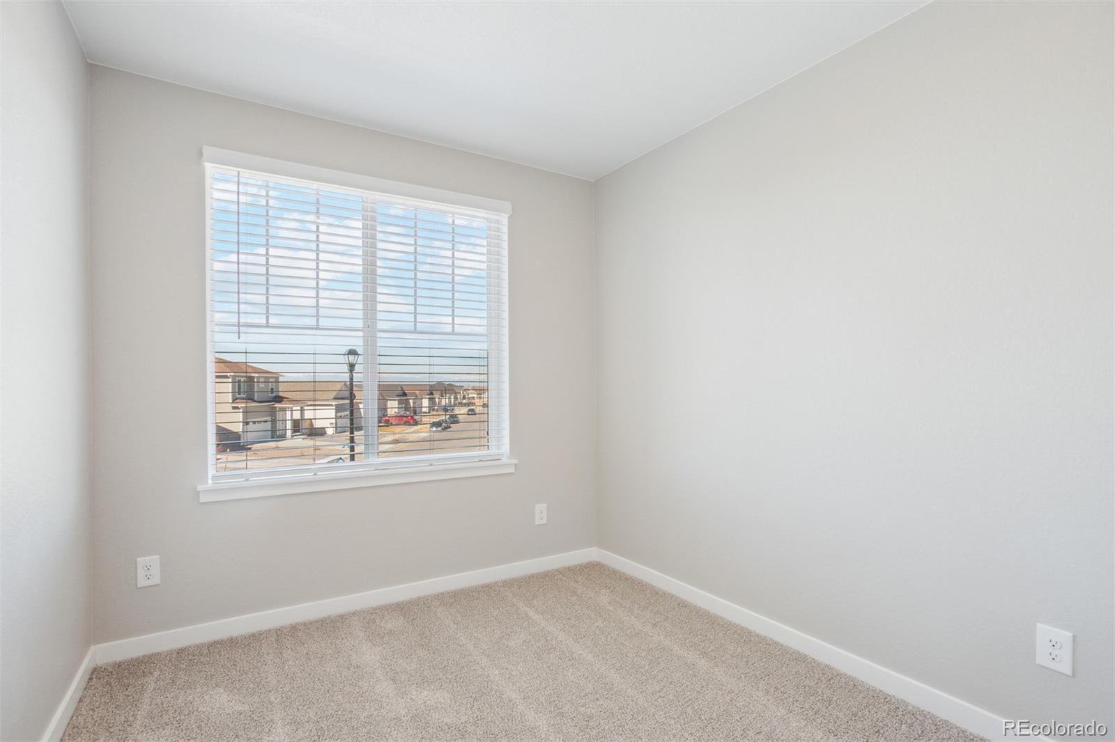 MLS Image #14 for 17752 e 94th place,commerce city, Colorado