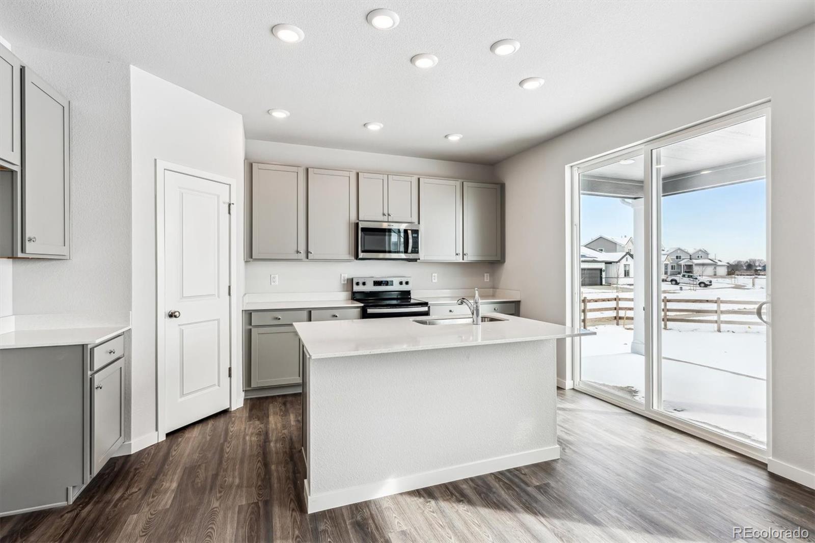 MLS Image #5 for 5680  ranch street,mead, Colorado
