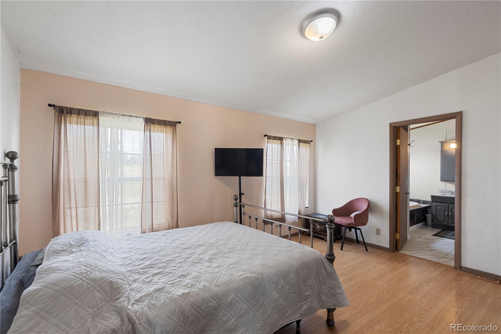 MLS Image #11 for 47904  dartmouth avenue,bennett, Colorado
