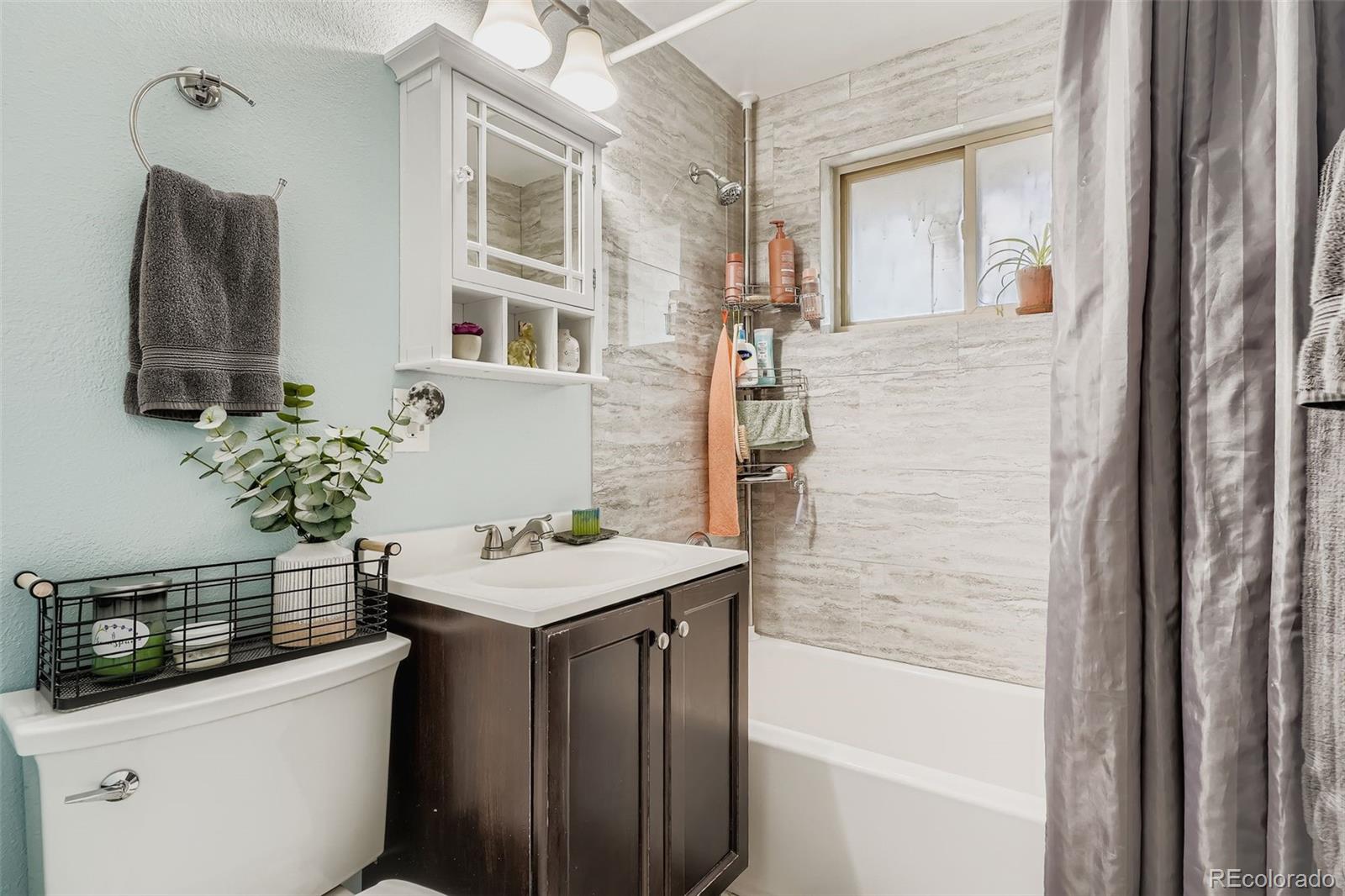 MLS Image #14 for 1681 s zenobia way,denver, Colorado