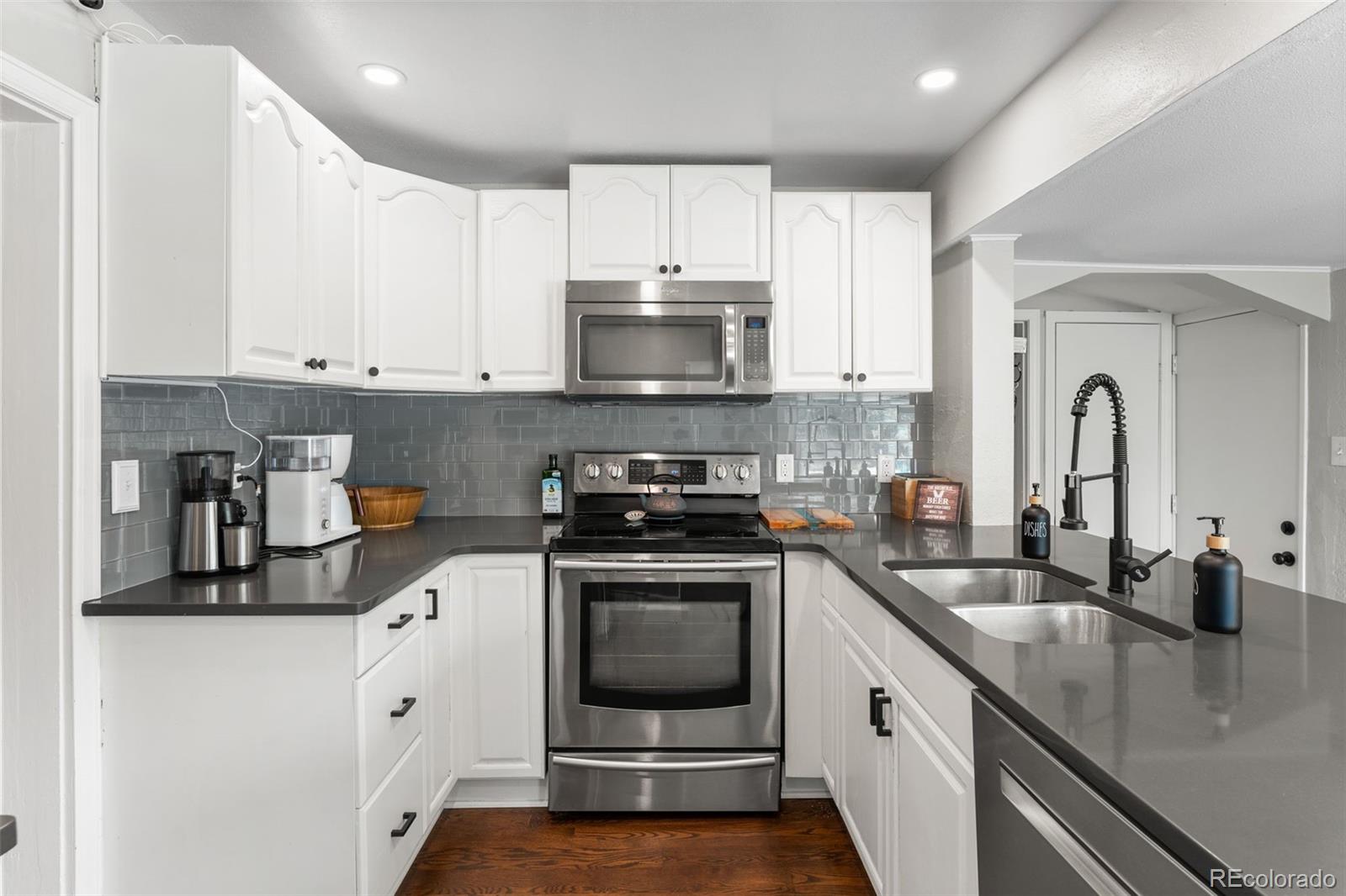 MLS Image #13 for 1111 e dartmouth avenue,englewood, Colorado