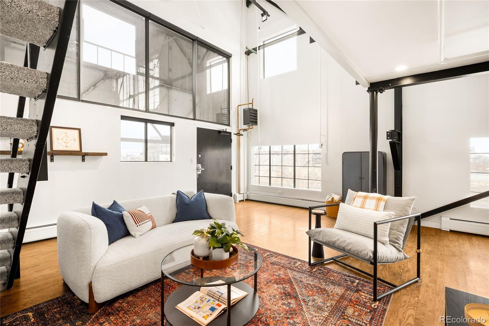 MLS Image #3 for 3377  blake street,denver, Colorado
