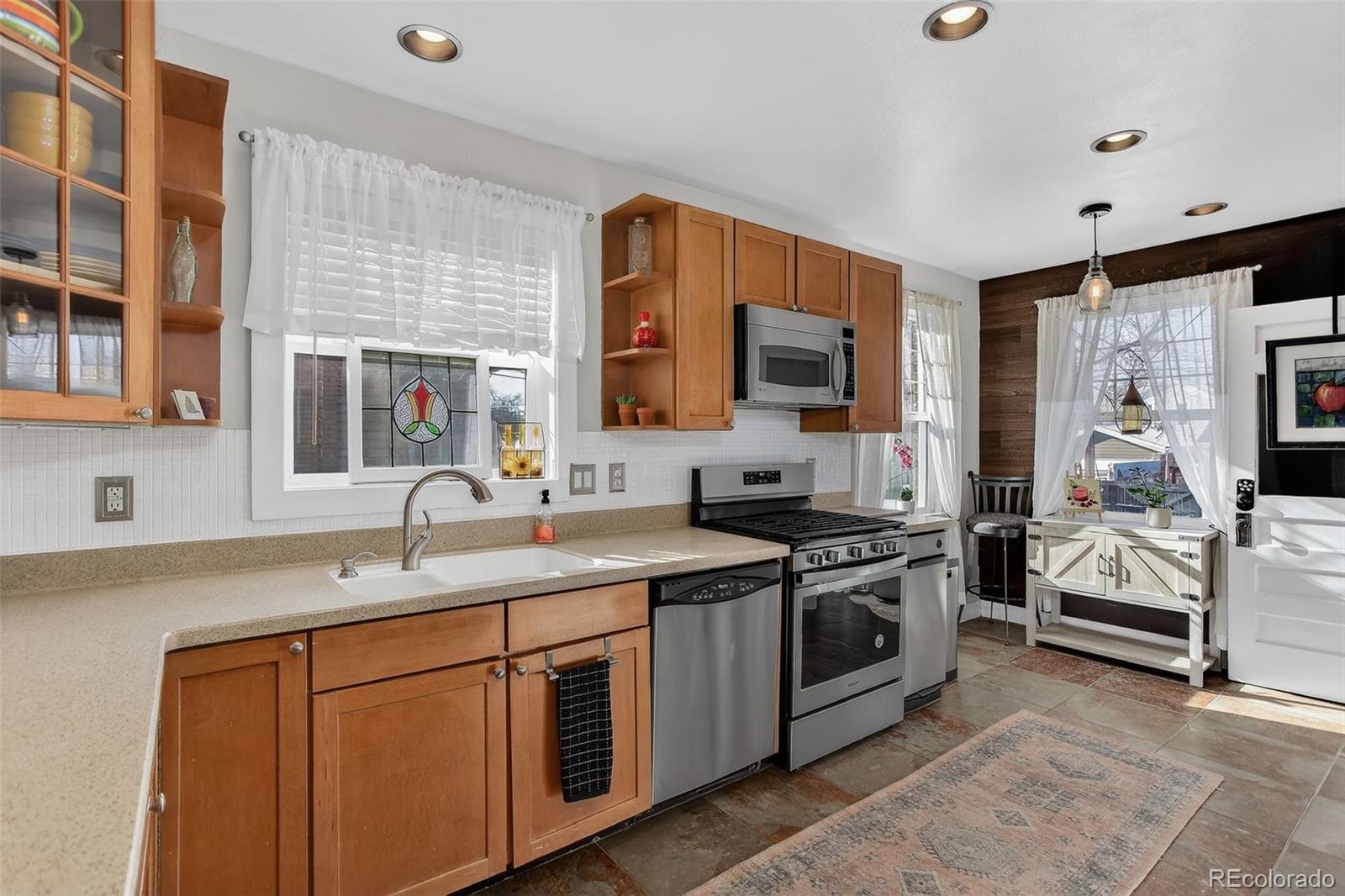 MLS Image #13 for 725 s grant street,denver, Colorado