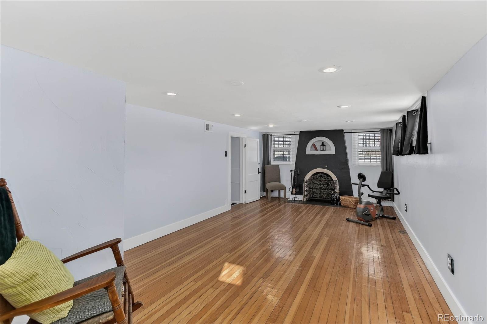 MLS Image #25 for 725 s grant street,denver, Colorado