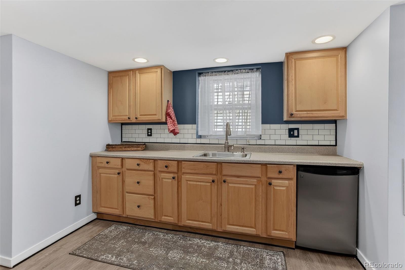 MLS Image #29 for 725 s grant street,denver, Colorado