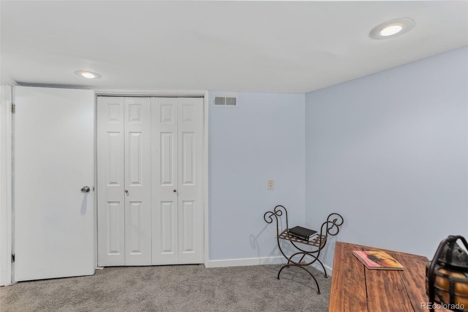 MLS Image #35 for 725 s grant street,denver, Colorado