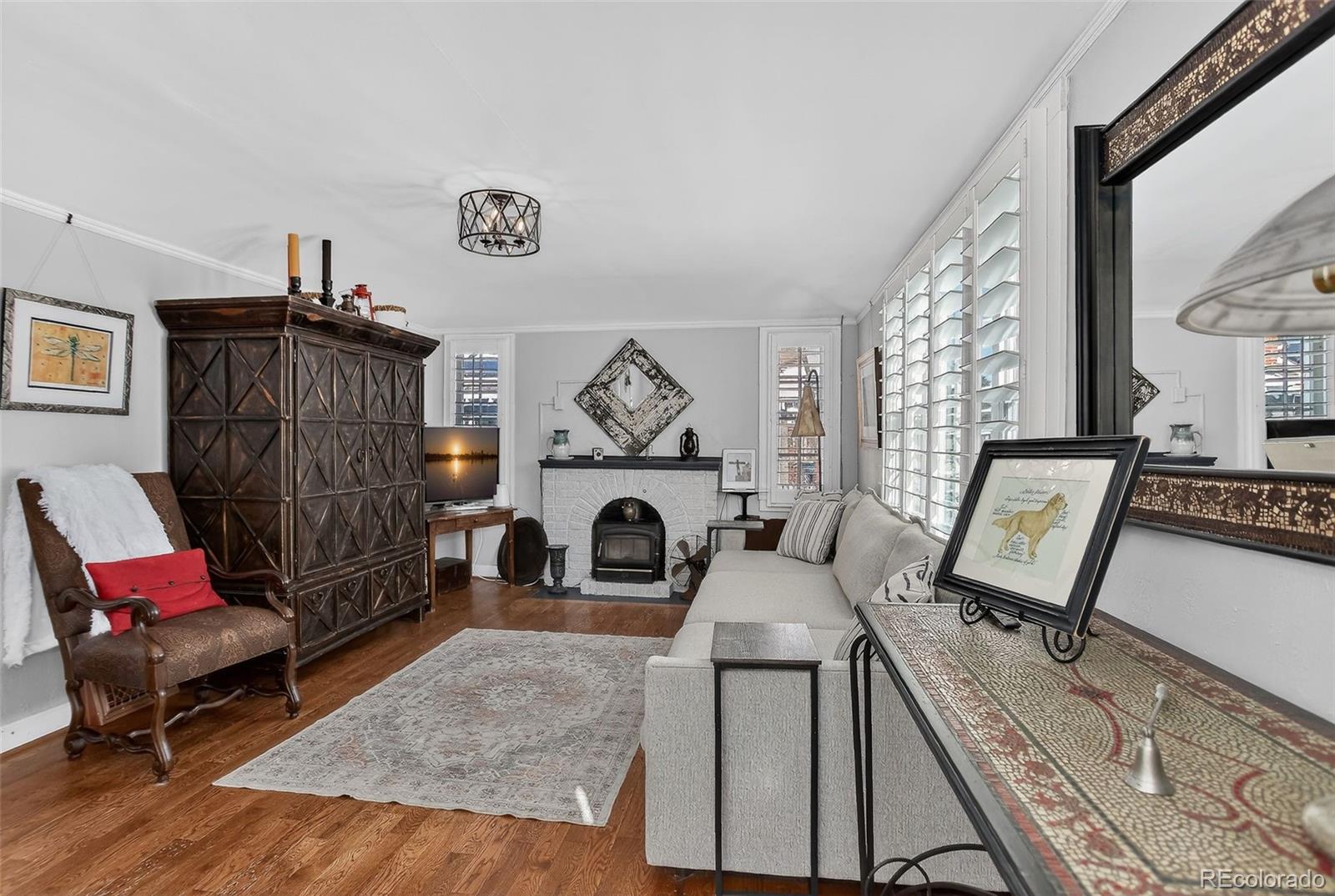 MLS Image #4 for 725 s grant street,denver, Colorado