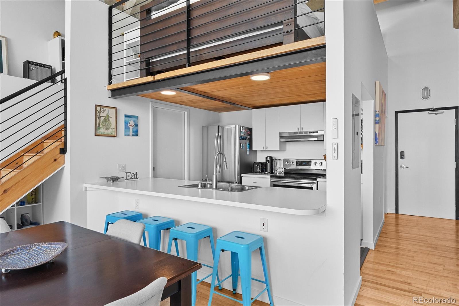 MLS Image #11 for 1090  cherokee street 301,denver, Colorado