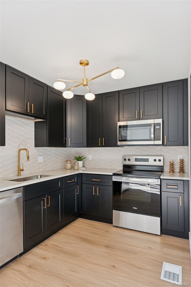 MLS Image #12 for 1494 w lake avenue,littleton, Colorado