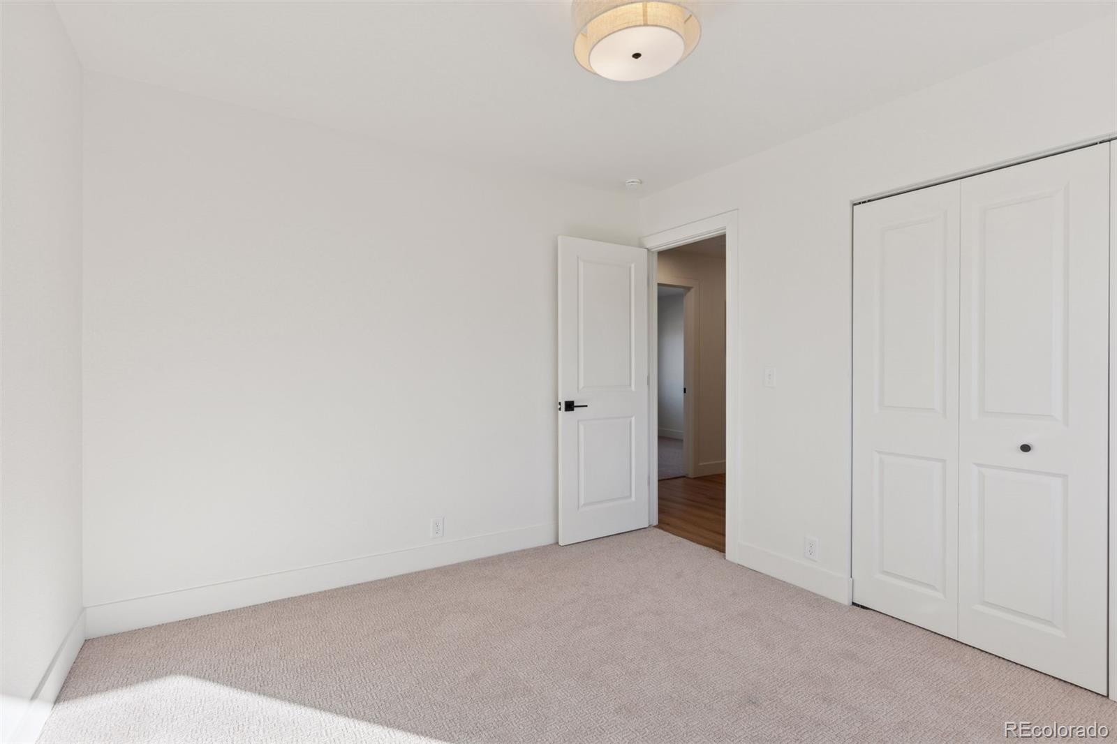 MLS Image #23 for 1494 w lake avenue,littleton, Colorado