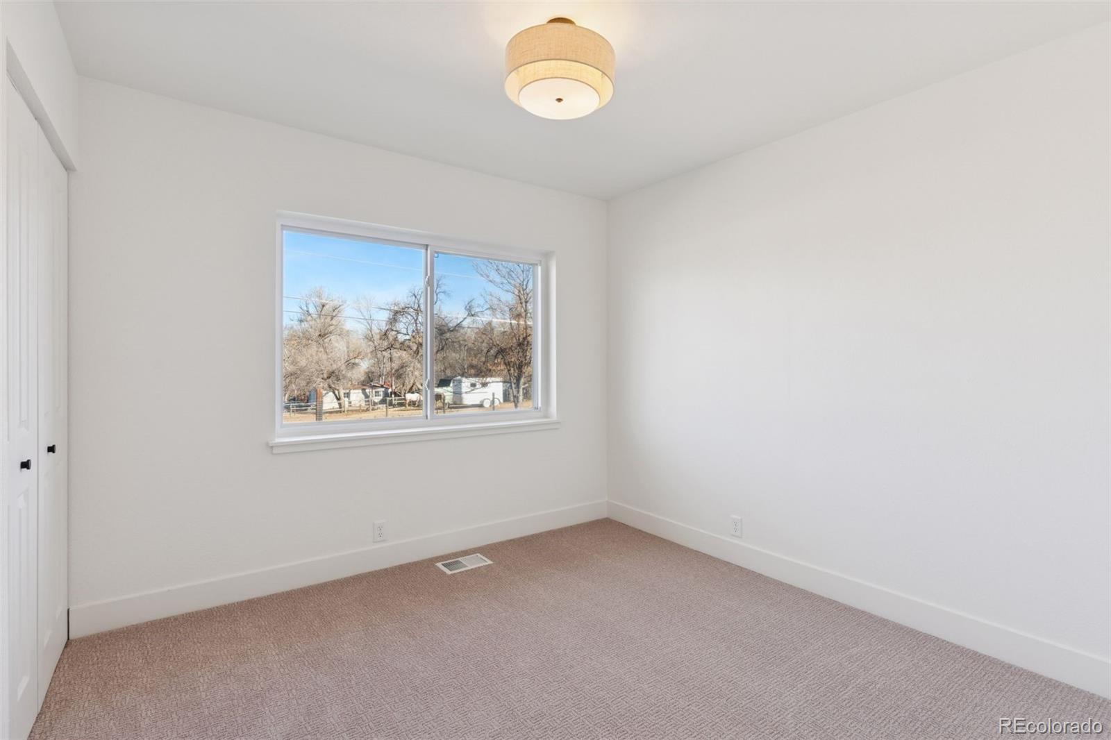 MLS Image #24 for 1494 w lake avenue,littleton, Colorado