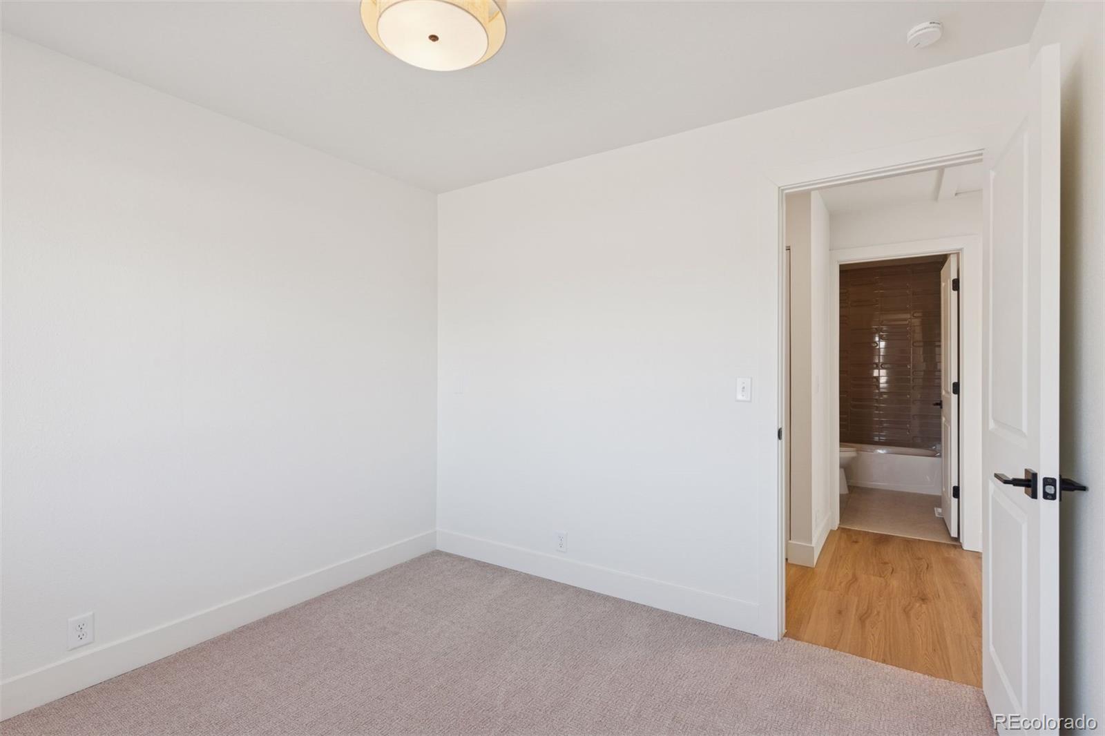 MLS Image #26 for 1494 w lake avenue,littleton, Colorado