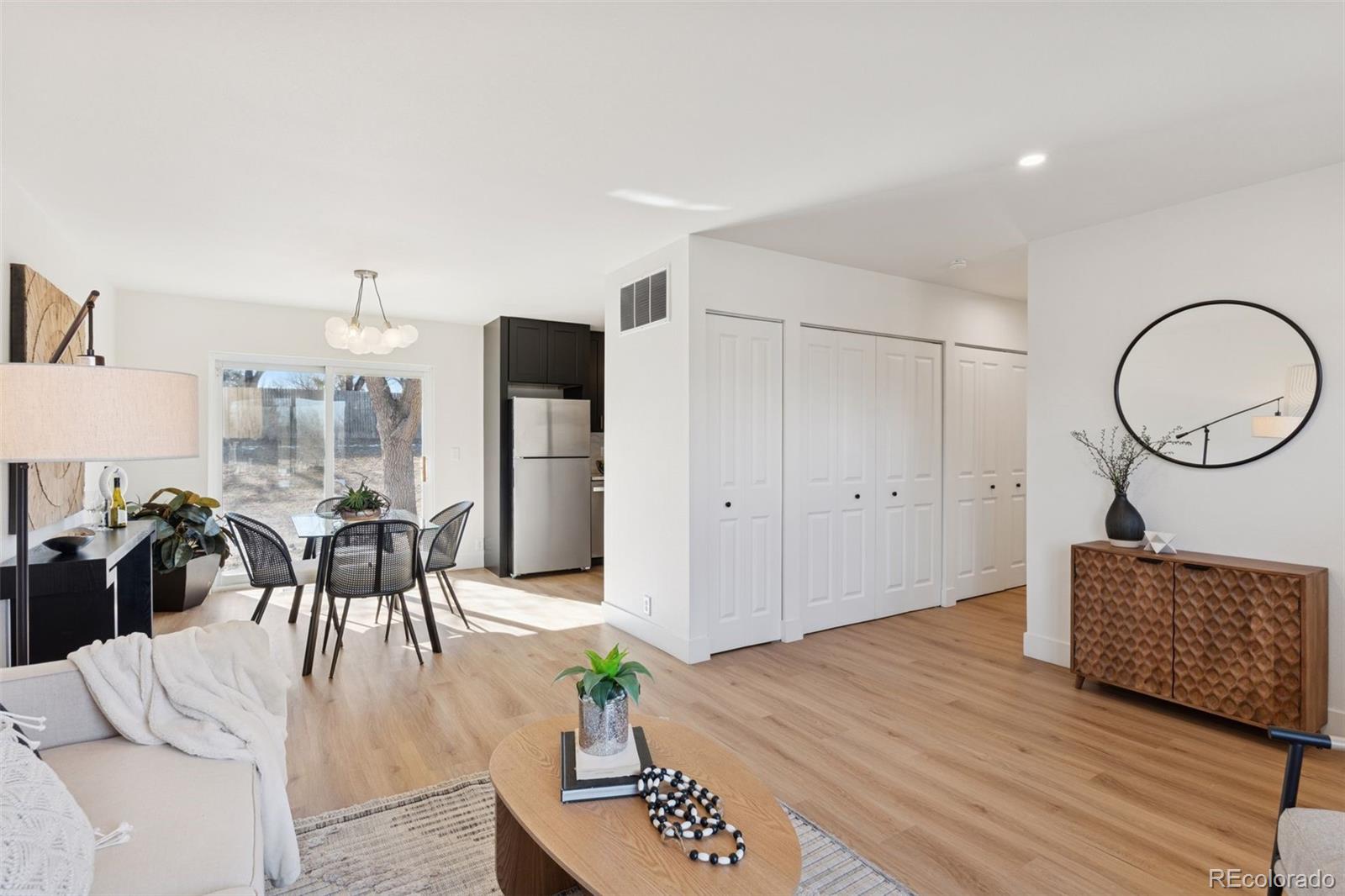 MLS Image #6 for 1494 w lake avenue,littleton, Colorado