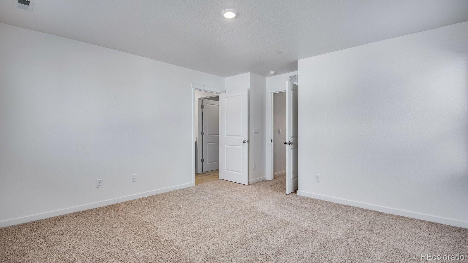 MLS Image #33 for 4761  cauesson court,johnstown, Colorado