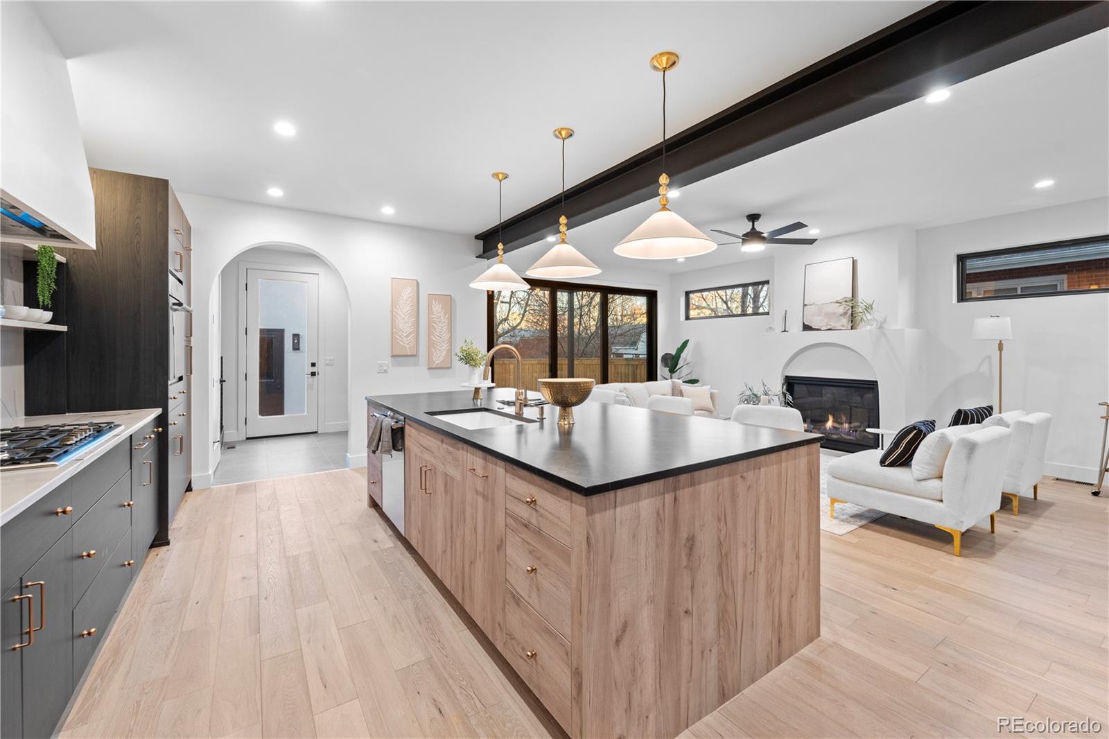 MLS Image #13 for 357 s franklin street,denver, Colorado