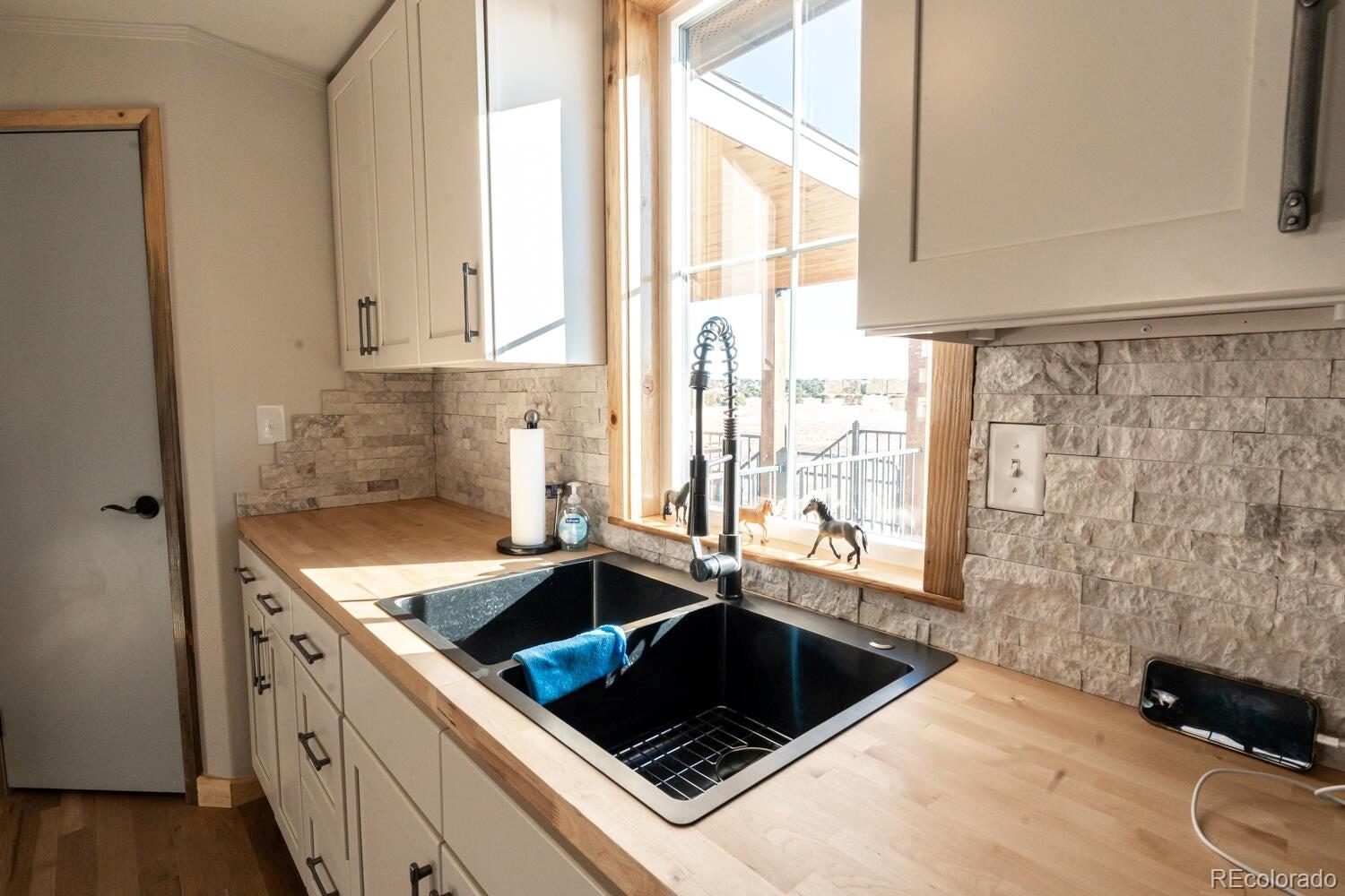 MLS Image #11 for 1017  county road 521 ,walsenburg, Colorado