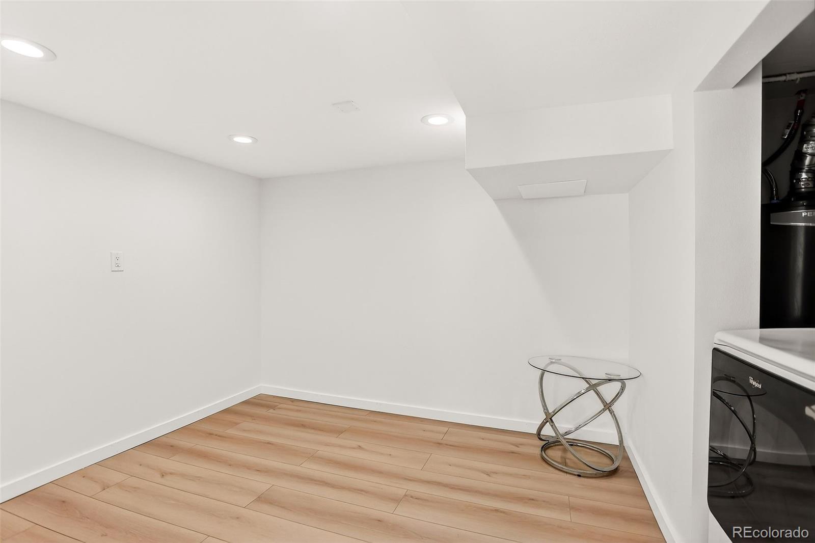 MLS Image #21 for 7313 w 60th avenue,arvada, Colorado